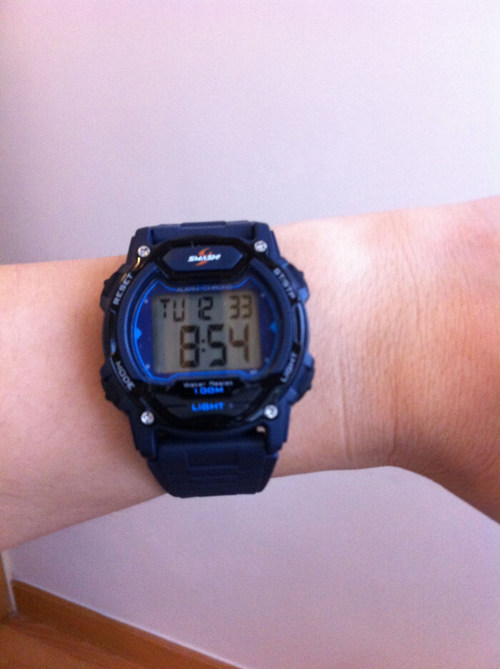 Person Asks Non-Americans To Share "Scams" That Americans Think Are Normal, And Here Are 39 Of Their Replies