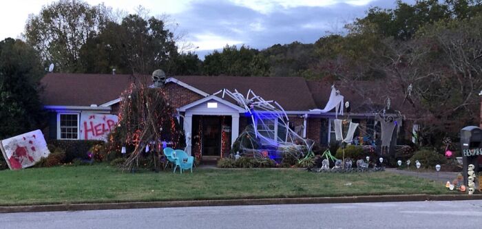 My Halloween Decorations From This Past Year 👻