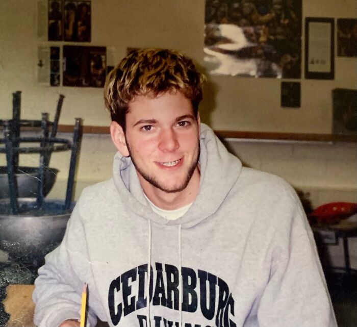 2000. Dear Lord, It Even Comes With The Compulsory Frosted 90s Tips