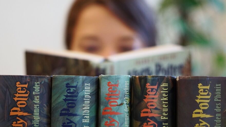 I Photograph Childhood Memories (15 Pics)