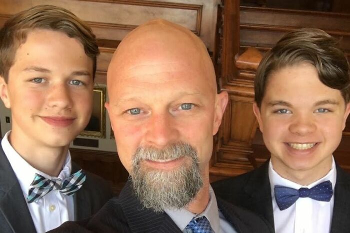 Mom Praised By 65k People On Facebook For Encouraging Her Sons To See Past Menstruation Taboo Mom Praised By 65k People On Facebook For Encouraging Her Sons To See Past Menstruation Taboo