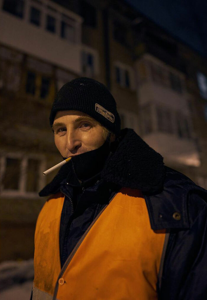 This Yard Keeper's Life Turns Upside Down After This Photographer Does A Shoot With Him