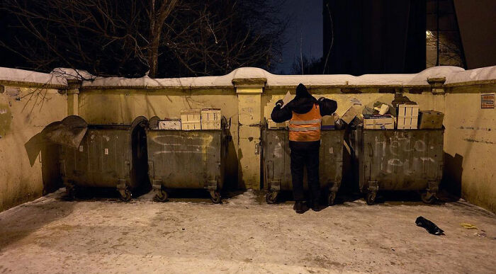 This Yard Keeper's Life Turns Upside Down After This Photographer Does A Shoot With Him
