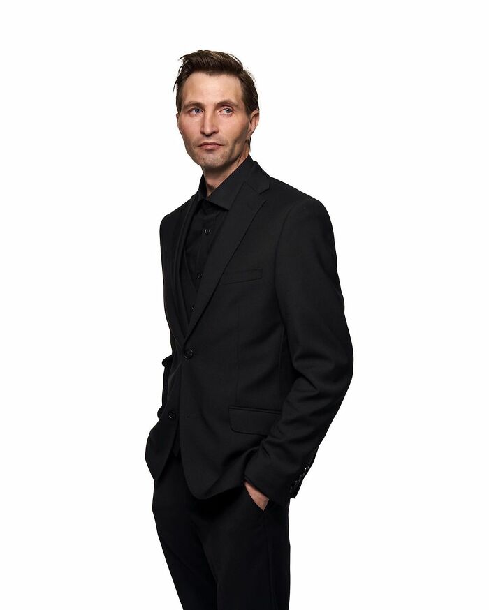 This Yard Keeper's Life Turns Upside Down After This Photographer Does A Shoot With Him