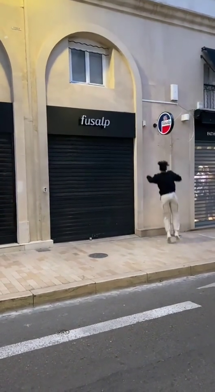 French Freerunners Are Using Parkour As An Eco-Friendly Gesture to Fight Light Pollution