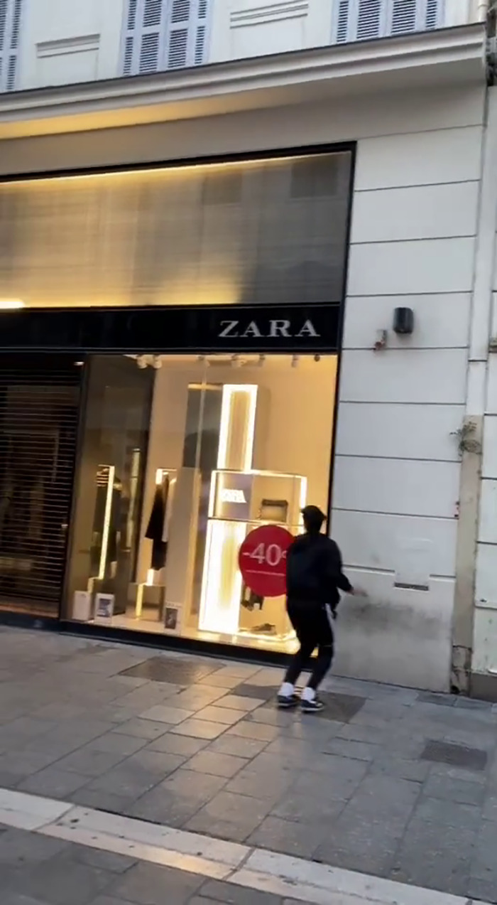 French Freerunners Are Using Parkour As An Eco-Friendly Gesture to Fight Light Pollution