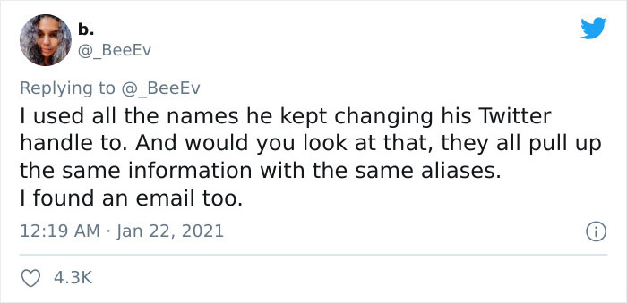 Scammer 'Sells' This Disabled Woman A PS5 For $450 And Never Sends It, So She Decides To Mess Up His Life Scammer 'Sells' This Disabled Woman A PS5 For $450 And Never Sends It, So She Decides To Mess Up His Life