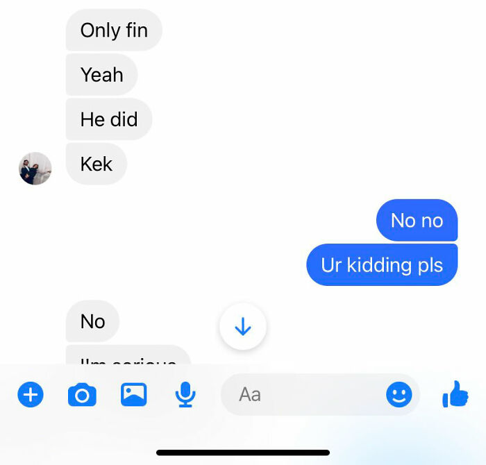 Girl Flies Abroad To Surprise Her Boyfriend Only To Find Out He Did The Same For Her, And 611K People On Twitter Are Cracking Up Girl Flies Abroad To Surprise Her Boyfriend Only To Find Out He Did The Same For Her, And 611K People On Twitter Are Cracking Up