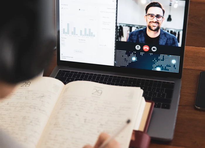 Headmaster Sends Out A Savage Letter To Parents Always Telling His Staff How To Teach