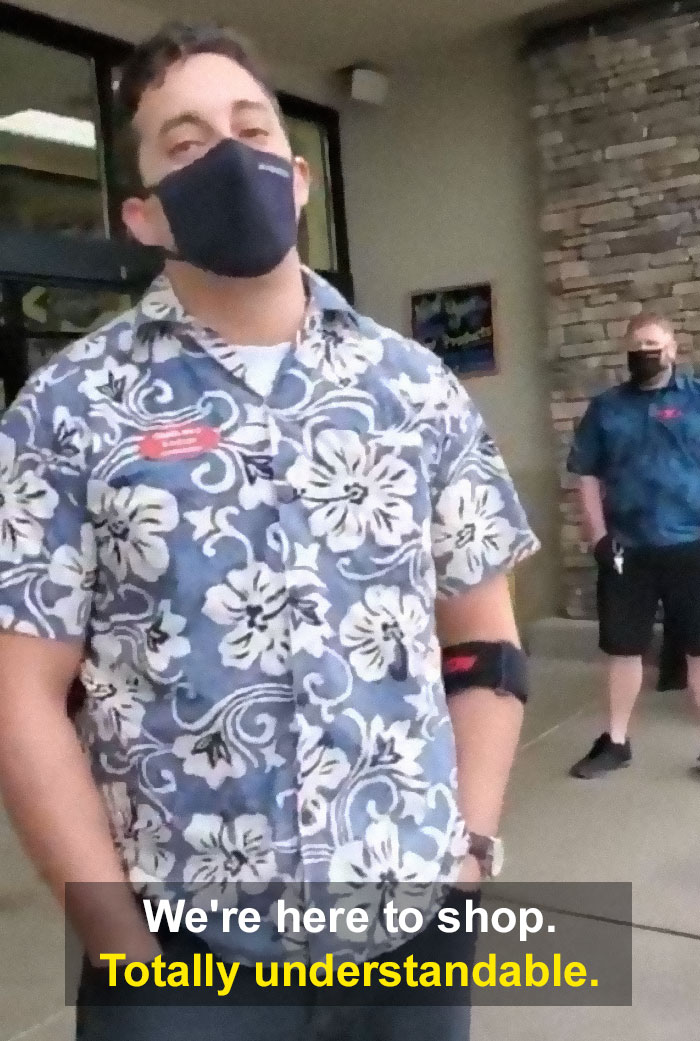 Anti-Masker "Karens" Attempt To Enter Trader Joe's, Get Rejected By This Awesome Manager