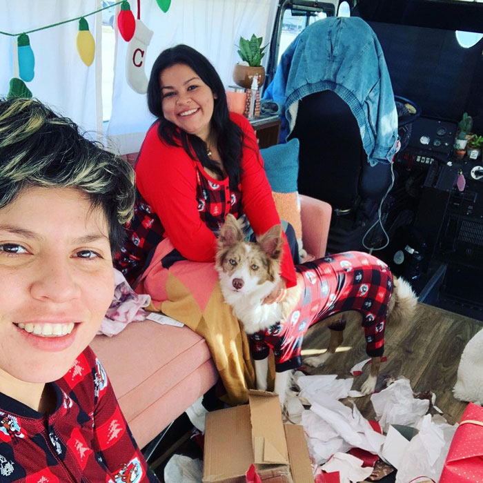 Couple Bought A School Bus For $7,500, Spent Another $42,500 To Transform It Into A Cool 298 sq ft House On Wheels Couple Bought A School Bus For $7,500, Spent Another $42,500 To Transform It Into A Cool 298 sq ft House On Wheels