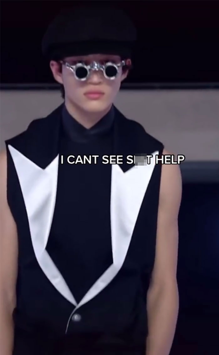 Model Shares What Goes Through His Mind During His Runway Walk And People Think It's Hilarious Model Shares What Goes Through His Mind During His Runway Walk And People Think It's Hilarious