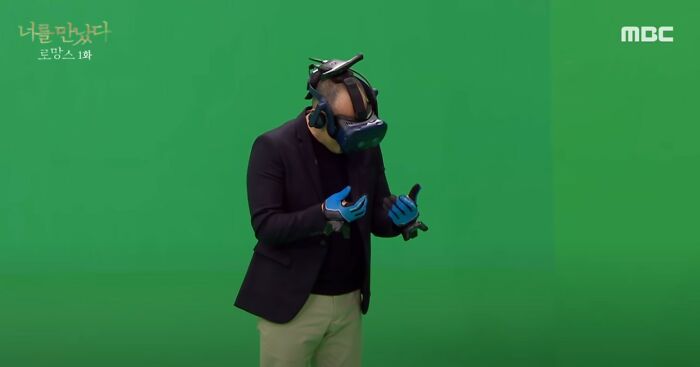 Husband Gets Reunited With His Late Wife Through VR To Make One Last Memory