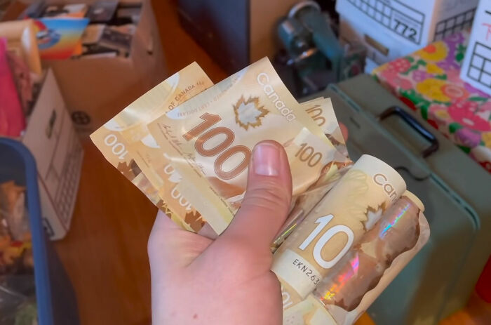 "This Was The Best Investment I Have Made": Late Piano Teacher's House Turns Out To Be A Hoarder House With 400K Worth Of Treasures "This Was The Best Investment I Have Made": Late Piano Teacher's House Turns Out To Be A Hoarder House With 400K Worth Of Treasures