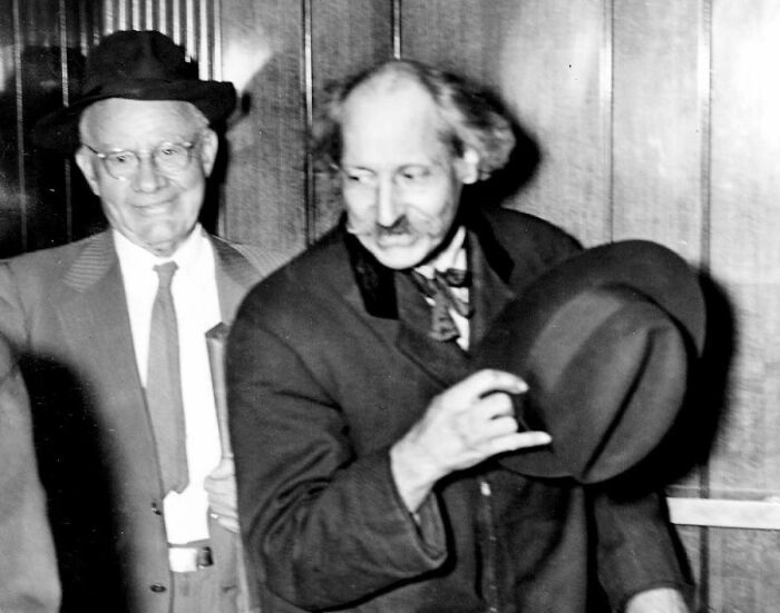 Til That During The 1930's, Brothers Homer And Langley Collyer Filled Their House With Over 140 Tons Of Debris (Including Guns, Human Organs In Jars, And Fourteen Pianos) Which They Made Into A Booby-Trapped Maze. Langley Was Killed By One Of The Traps In 1947, And Homer, Unable To Escape, Starved