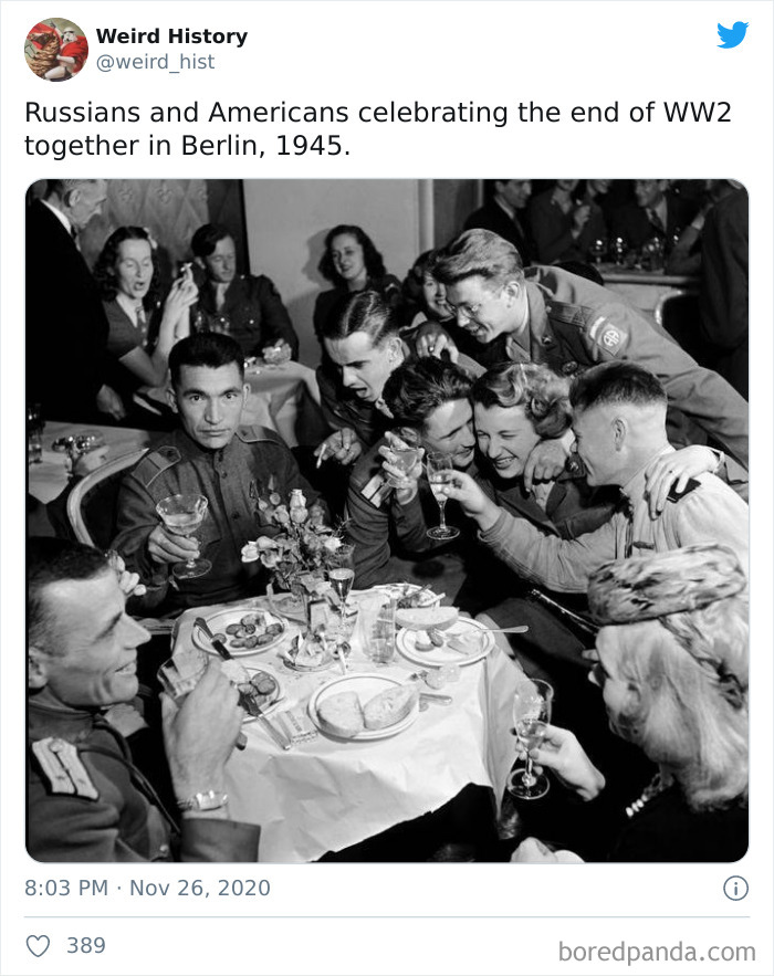 Weird-History-Twitter