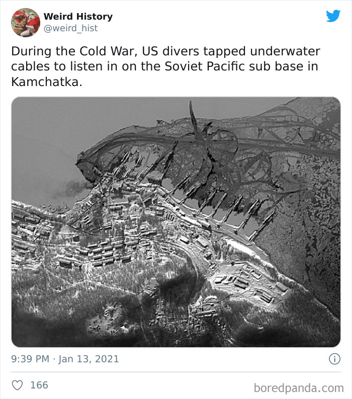 Weird-History-Twitter