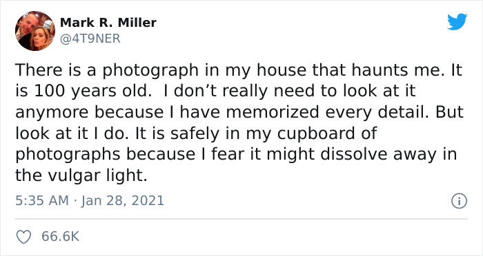 Guy Posts A 100 Y.O. Photograph That Reveals The History Of A Lesbian Relationship In His Family