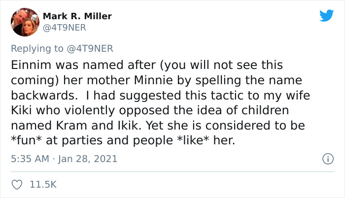 Guy Posts A 100 Y.O. Photograph That Reveals The History Of A Lesbian Relationship In His Family