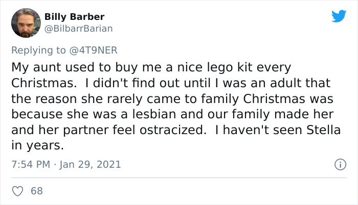 Guy Posts A 100 Y.O. Photograph That Reveals The History Of A Lesbian Relationship In His Family