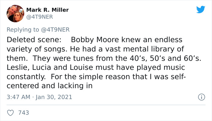 Guy Posts A 100 Y.O. Photograph That Reveals The History Of A Lesbian Relationship In His Family