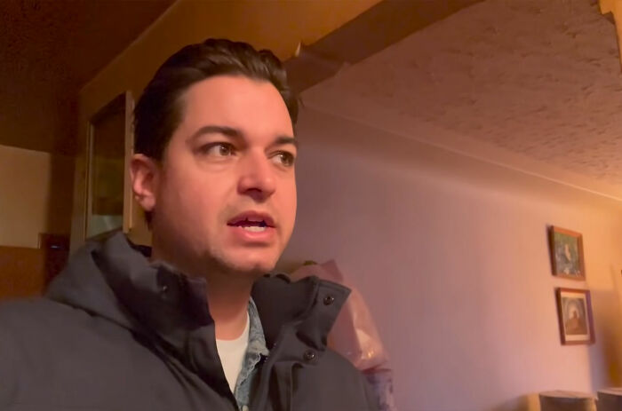 "This Was The Best Investment I Have Made": Late Piano Teacher's House Turns Out To Be A Hoarder House With 400K Worth Of Treasures