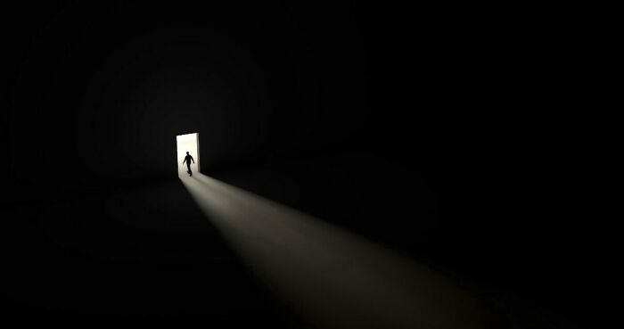 I Woke Up One Day And Found A Photo Of Me On My Camera Of When I Was Asleep. I Live Alone.