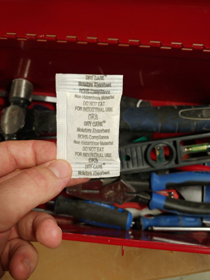 Silica-Gel-Packets-Pro-Tips