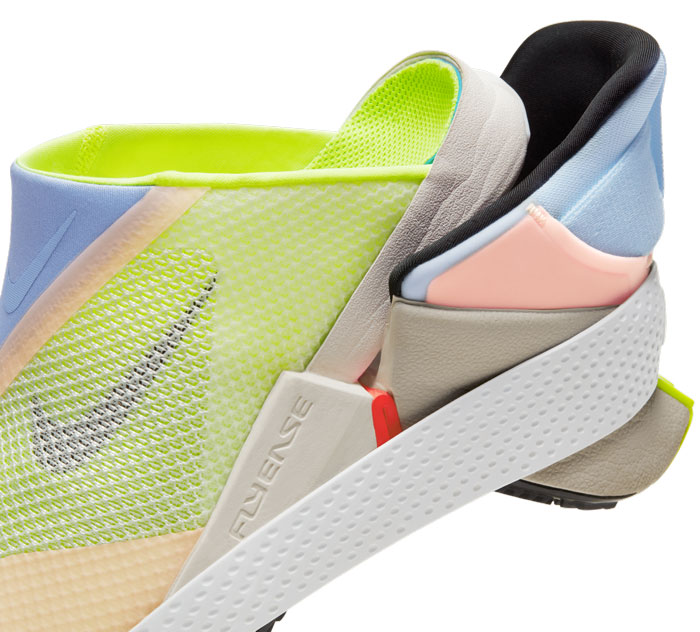 "Disability Design For The Win!": Here Are Nike’s New Sneakers That Require No Hands "Disability Design For The Win!": Here Are Nike’s New Sneakers That Require No Hands