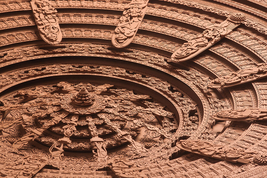 I Made A &lsquo;Portal To Heaven&rsquo; With Paper