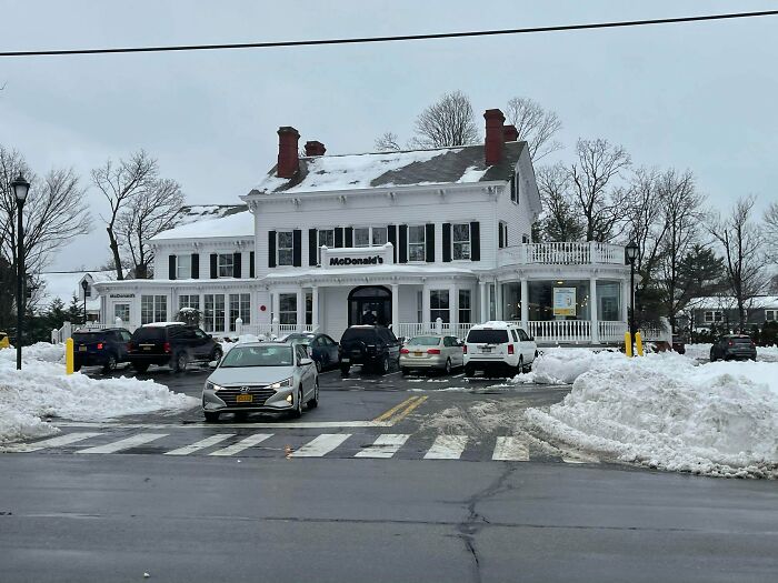 Old Estate By My House Was Converted To A Mcdonald’s