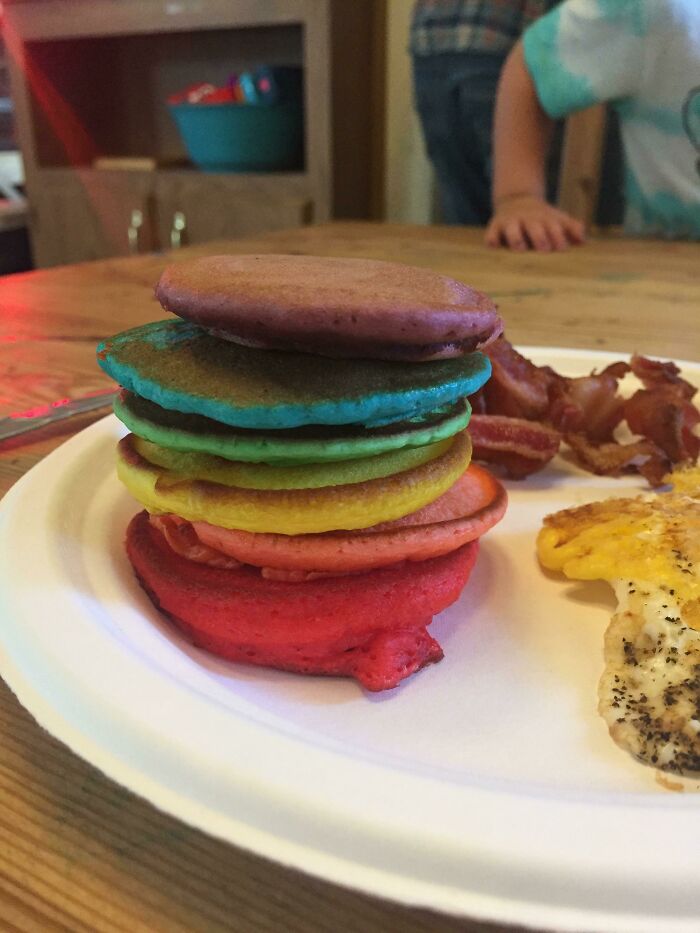 I Turned 20 Two Weeks Ago, Got Woken Up By The Sound Of Excited Knocking On My Door. My Neighbour's Kids Had Made Me A Special "Rainbow Birthday Breakfast"