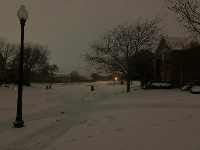 Carrollton, Tx. 11:45 Pm. Single Streetlight
