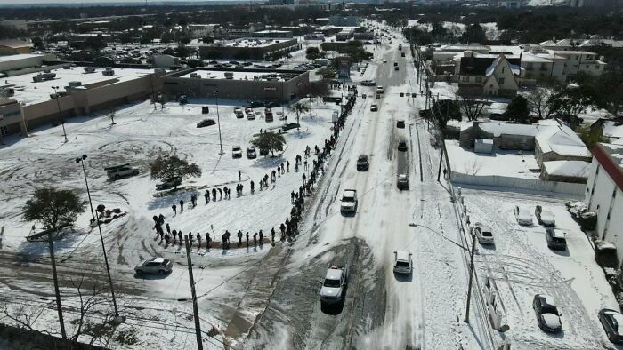 This Is The Line Right Now At H‑e‑b In Austin. If You’re Getting Groceries May The Odds Be Ever In Your Favor
