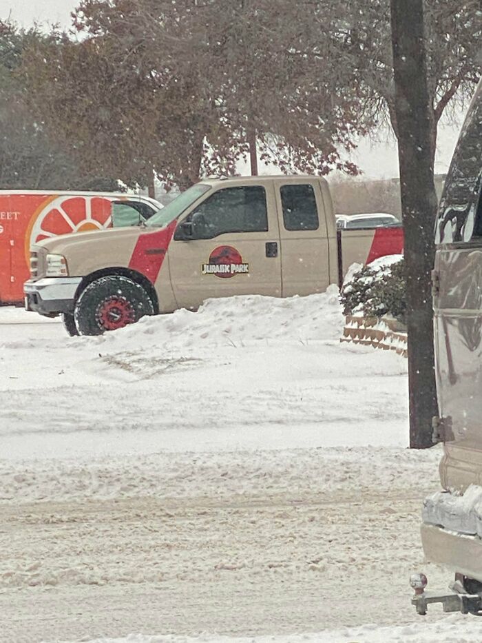 Support Vehicle Spotted In Texas