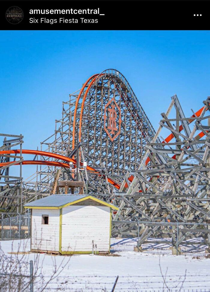 [iron Rattler, Six Flags Fiesta Texas] In The Snow!