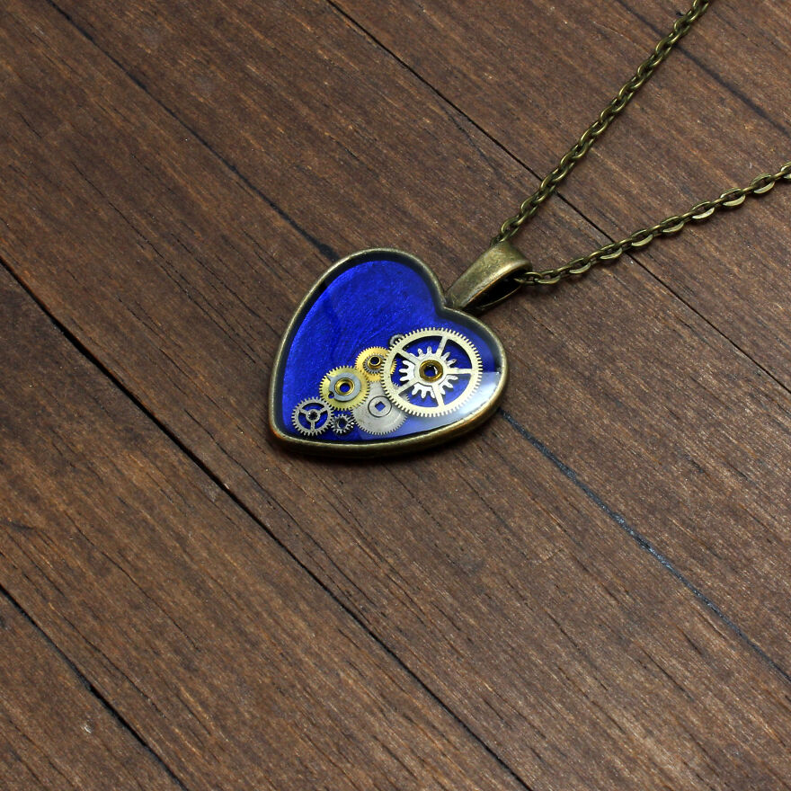 Unique Heart Pendants Collection Made From Watch Parts In Steampunk Style For Valentine’s Day