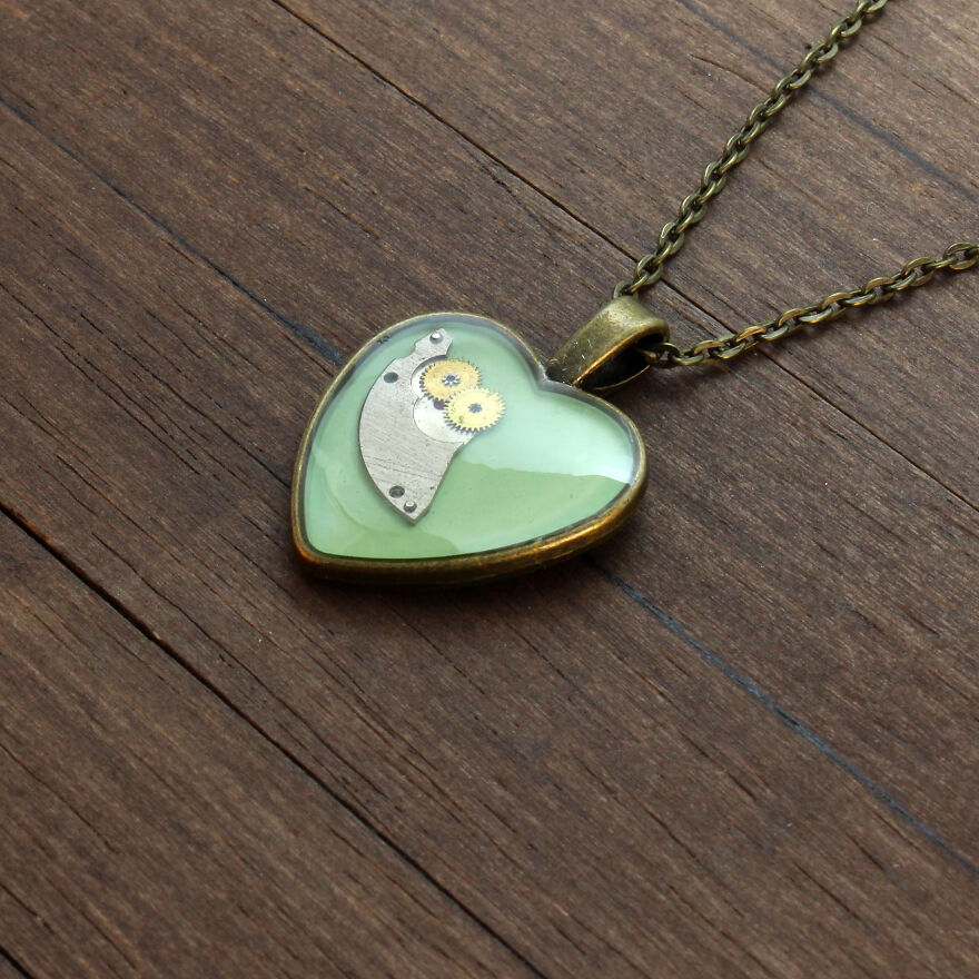 Unique Heart Pendants Collection Made From Watch Parts In Steampunk Style For Valentine’s Day