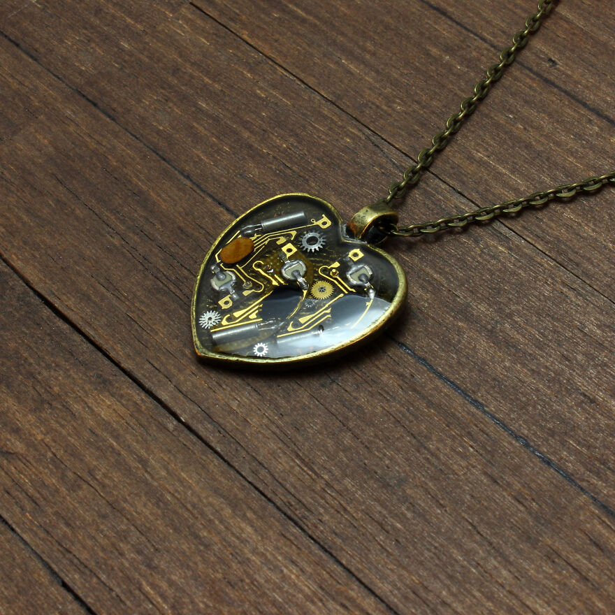 Unique Heart Pendants Collection Made From Watch Parts In Steampunk Style For Valentine’s Day