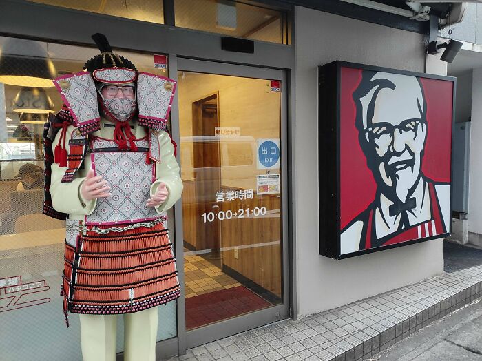 This KFC In Japan Has Colonel Sanders Dressed In A Samurai Attire (And A Matching Mask)