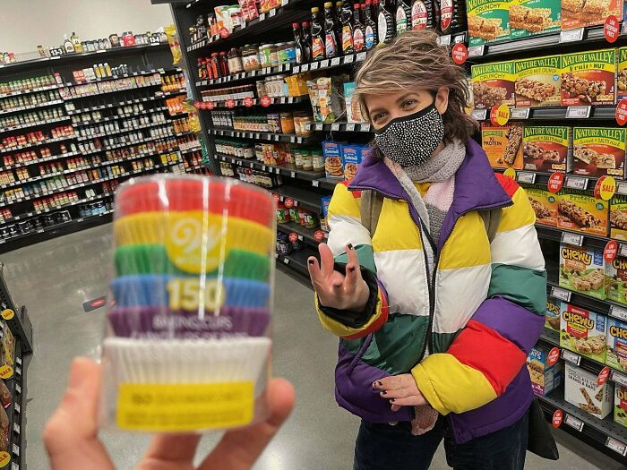 These Cupcake Papers Match My Sister