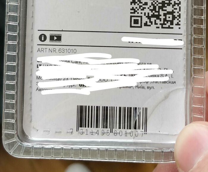 This Packaging Has A Small Slot To Pull Open Insdead Of Using Scissors And Cut Your Fingers