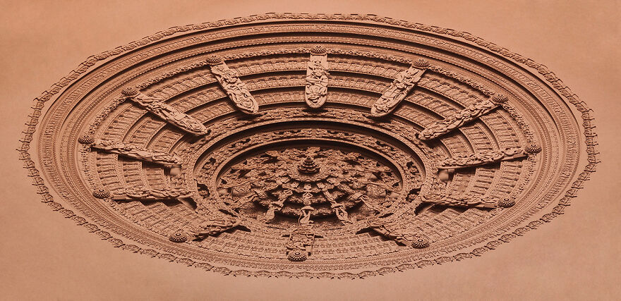 I Made A &lsquo;Portal To Heaven&rsquo; With Paper