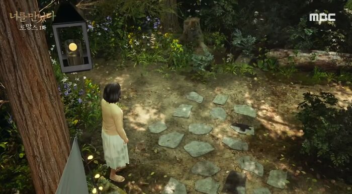 Husband Gets Reunited With His Late Wife Through VR To Make One Last Memory