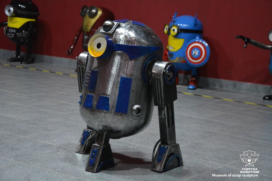 Amazing Metal Sculptures Of Chappie And Other Heroes Inspired By Movie Characters (40 Pics)