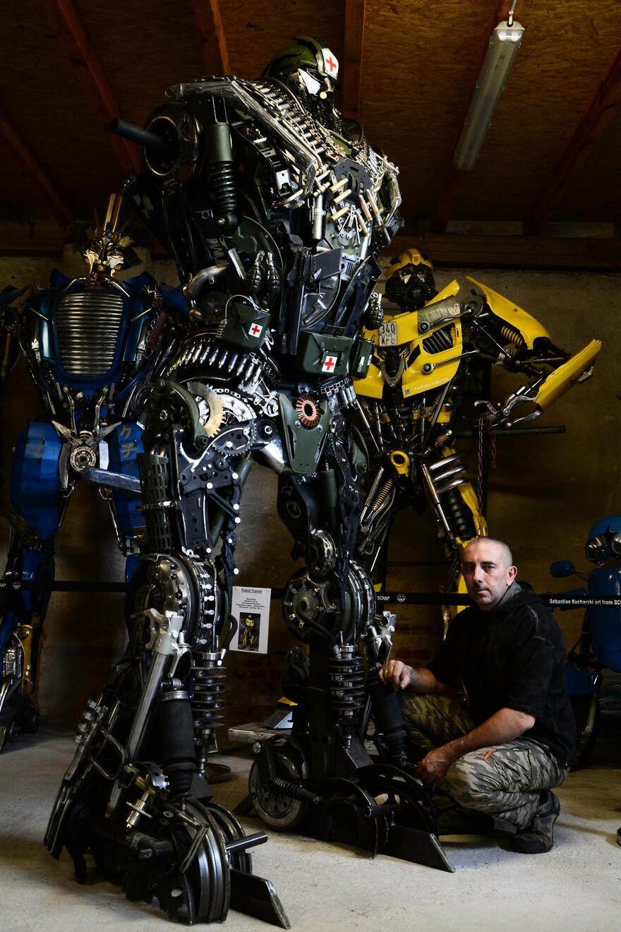 Amazing Metal Sculptures Of Chappie And Other Heroes Inspired By Movie Characters (40 Pics)