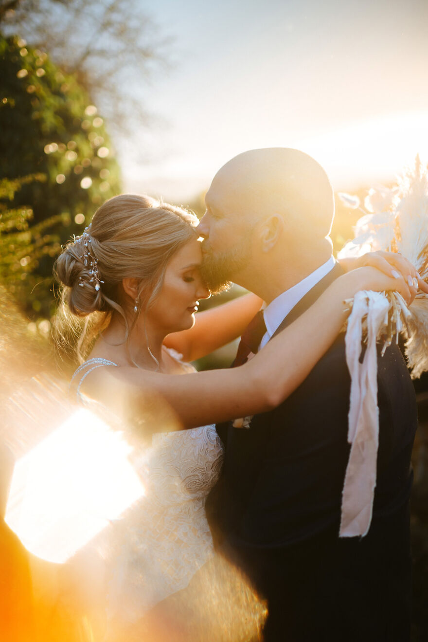 My Best Wedding Photos Of The Year (22 Pics)