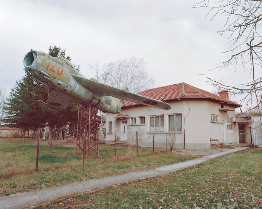 Exemplary Home (2nd Place / Analog / Film / Other)