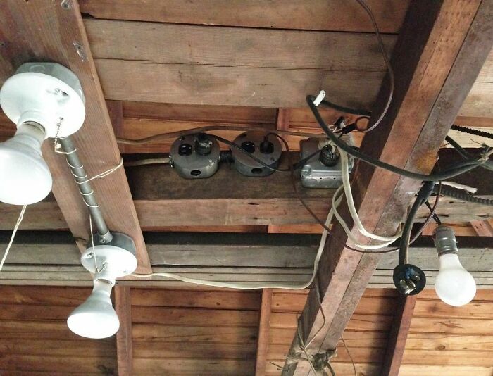 Got My Cousin To Wire The Garage Lights!