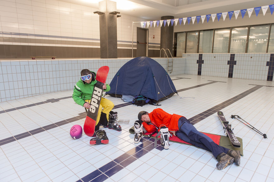 Sleep Tight Little Baby, Sleep Tight Below The Water